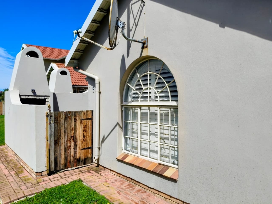 2 Bedroom Property for Sale in Aston Bay Eastern Cape